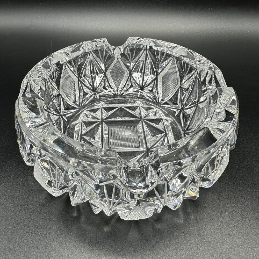 Heavy Crystal Cut Glass Ash Tray Bowl 5 1/2" D X 2 3/4" H